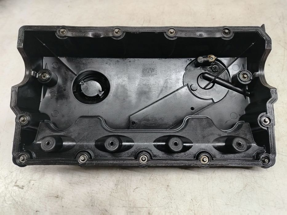 Capac culbutori 1.9 tdi BXE BKC 038103475n Volkswagen Caddy 3 facelift (2010 - 2015)