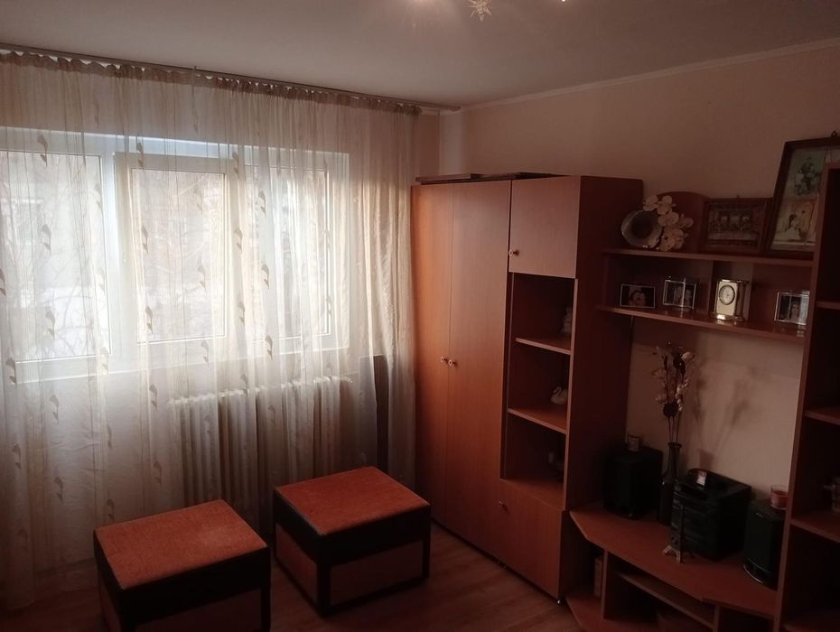 Vand apartament 2 camere