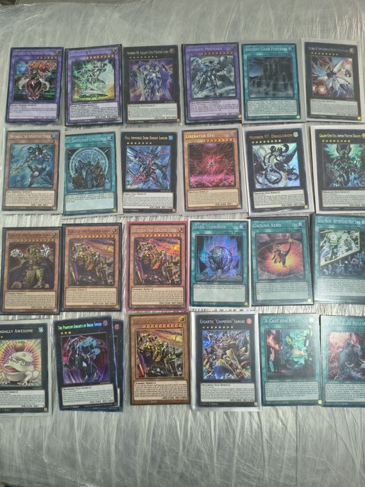 Lot carti yugioh originale , 500 carti.