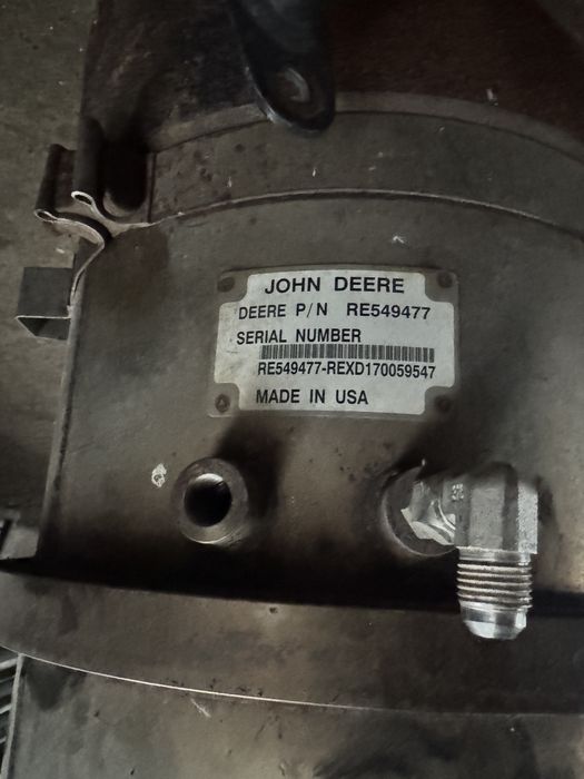 Запчасти на JOHN DEERE 8360R