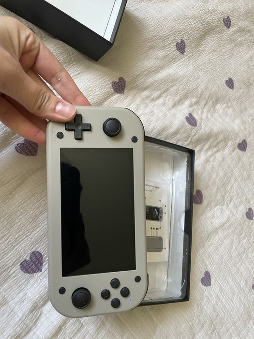 Игровая приставка консоль