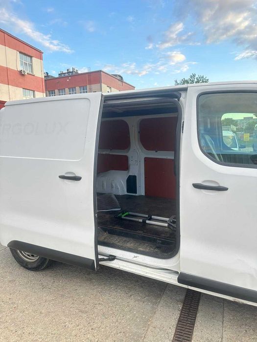 Închirieri dubă  Autoutilitare  RENT A CAR | Modele Diverse
