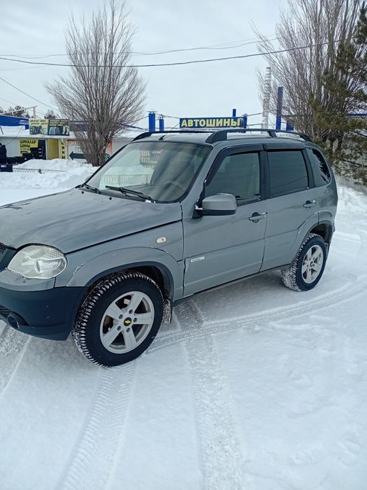 Продам Ниву Шевроле 2013года