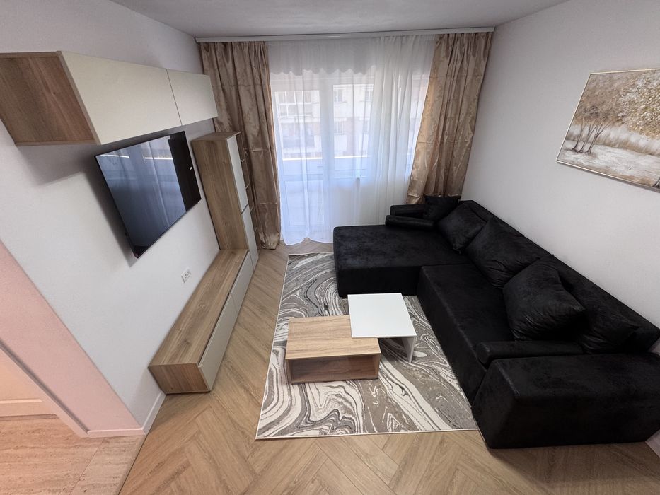 Apartament de închiriat în centrul orașului Târgu Jiu – 72 mp, renovat integral, prima închiriere