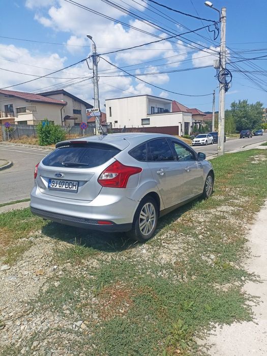 FORD Focus 2013 — imagine 4