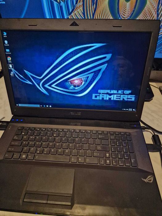 Laptop Vintage Gaming Asus i7