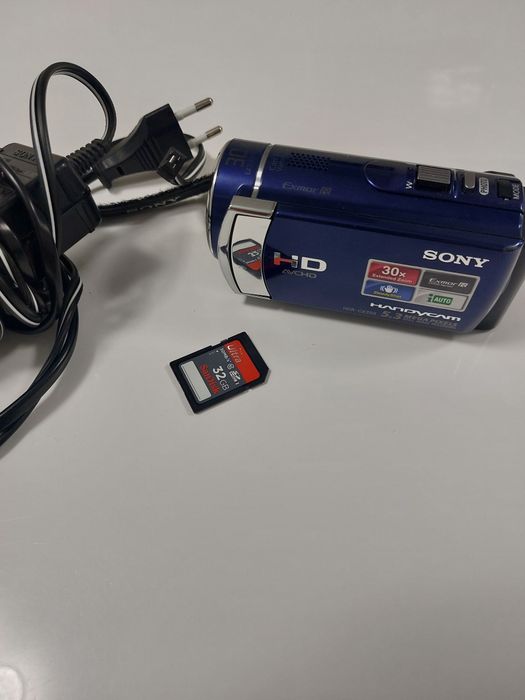 Sony Handycam HDR-CX200 Full HD – Carl Zeiss 30x Zoom – Stare foarte b
