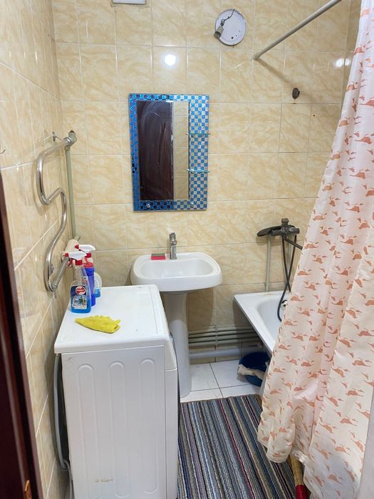 Әбдрахманов 2бөлмелі ,4этаж кв жалға беріледі.