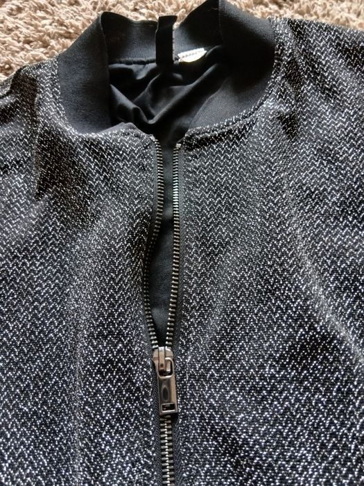Jachetă H&M 36/S negru-argintiu, material cu efect metalizat