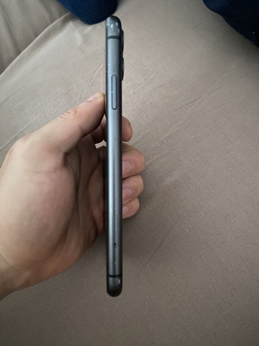 Продам Iphone 11 128гб