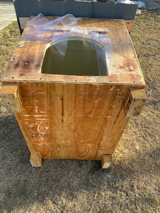 Продам будку для собаки