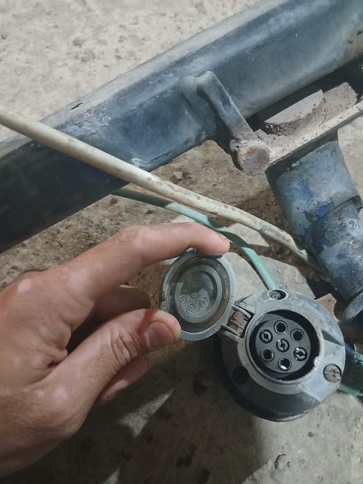 Фаркоп на ауди с4