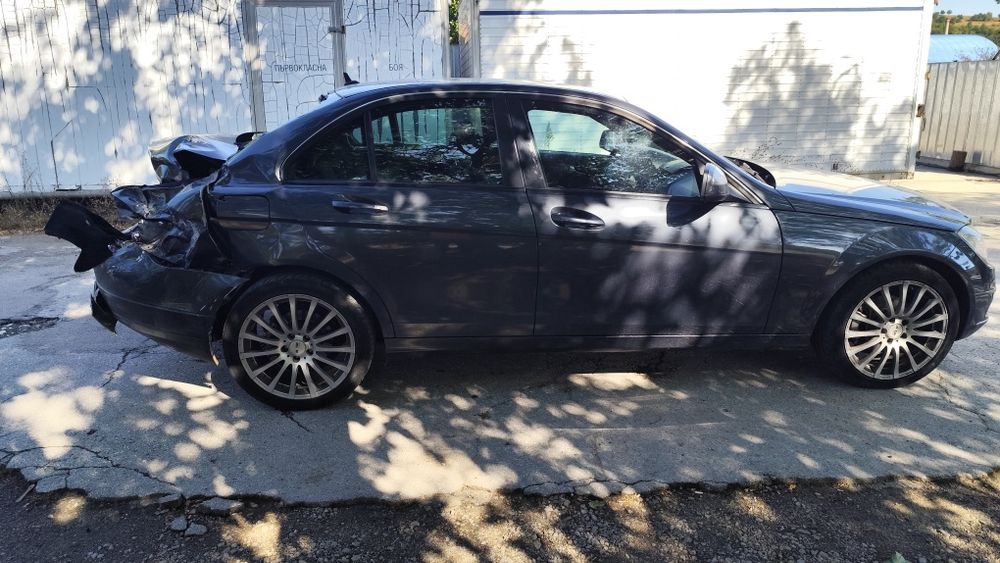 На части Мерцедес C 200CDI 136кс ОМ646 автомат