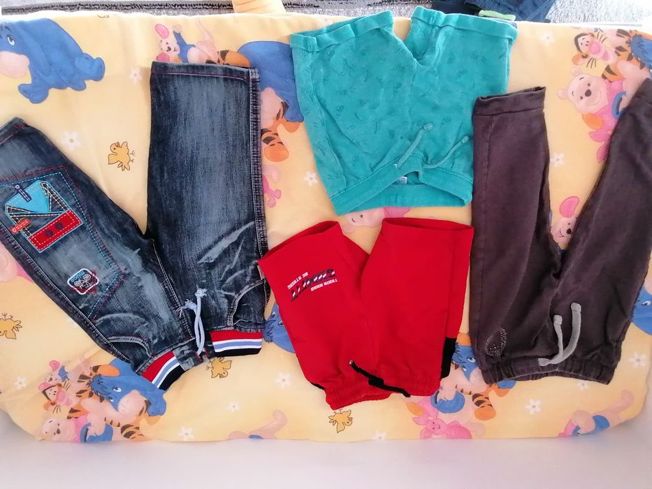 Къси панталони за 2годинки 8лв.