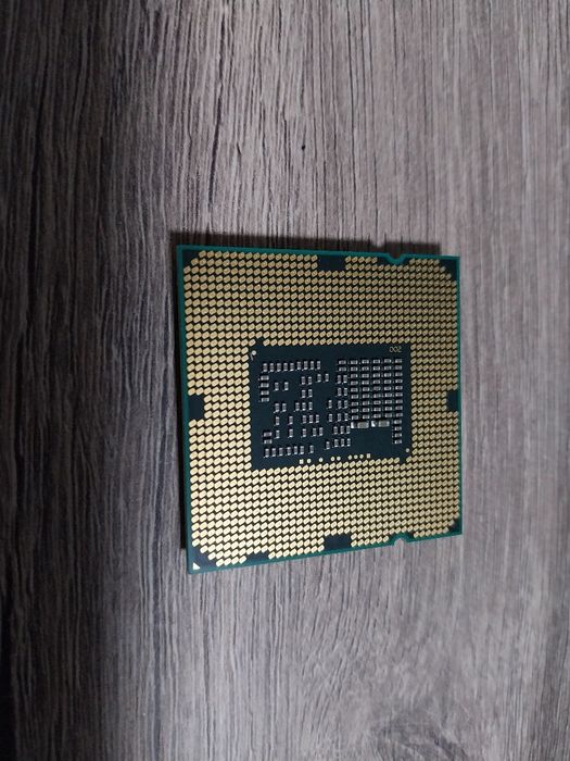 Процесор intel i5 560