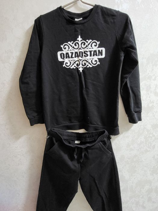 Кофта и штаны хлопковые детские. Состояние хорошее.