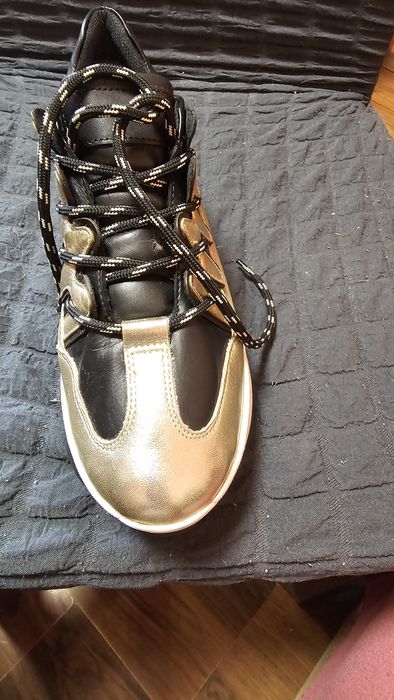 Дамски обувки естествена  кожа  LA Piovra 41 черно и златно