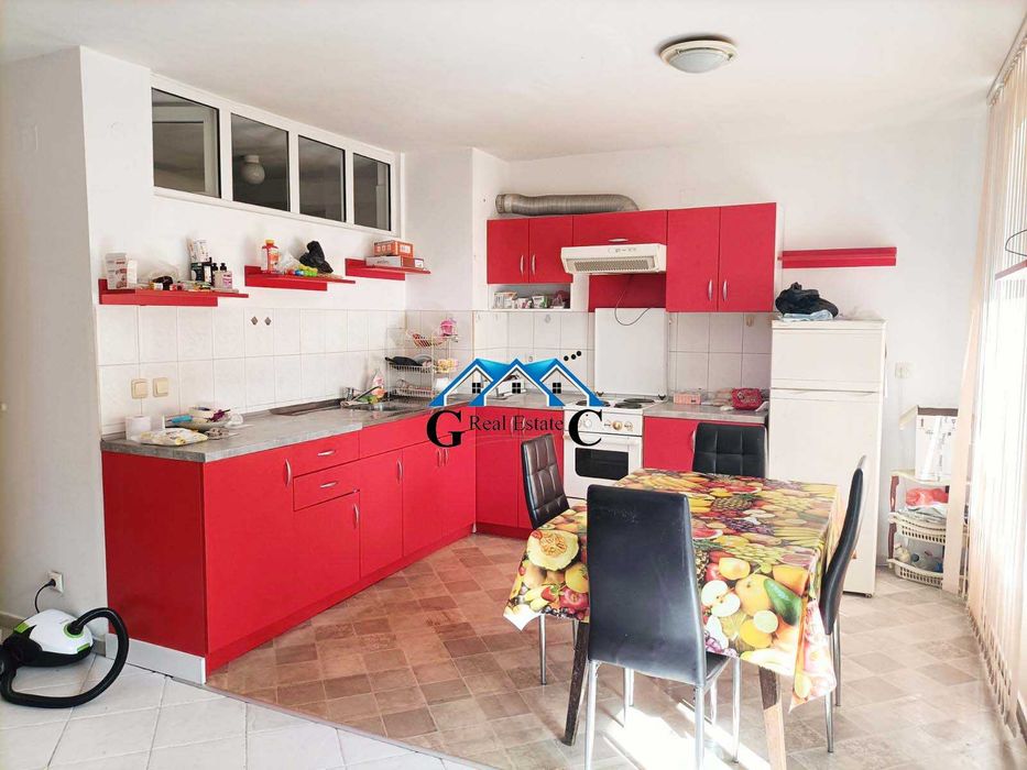 Дава се под наем  в Варна, Лятно кино Тракия - 16 кв.м за 255 € - Снимка #4