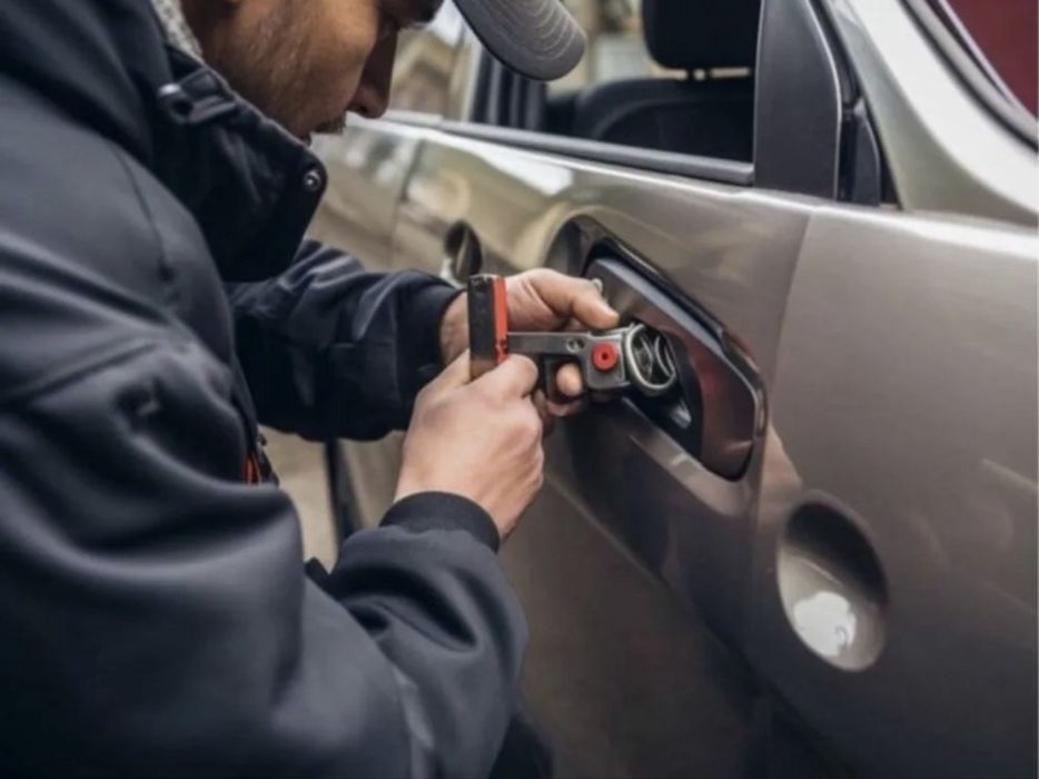 Вскрытие авто 24/7