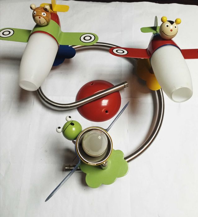 Полилей за детска стая