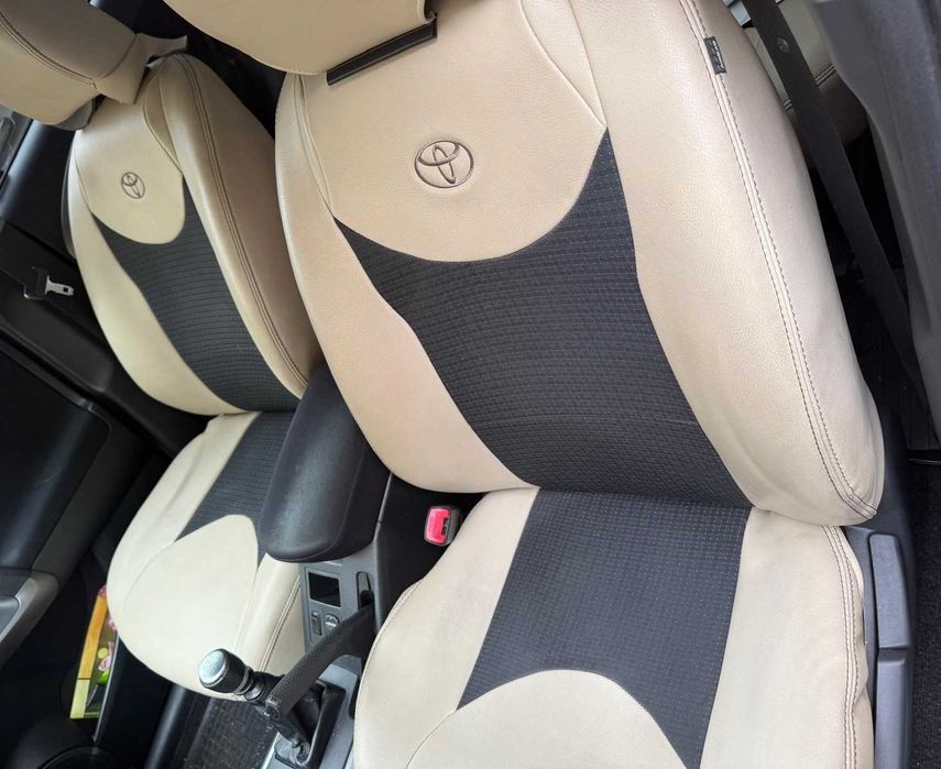 Autoturism : TOYOTA RAV-4