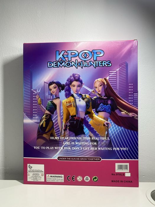 Papusi muzicale K-Pop Demon Hunters