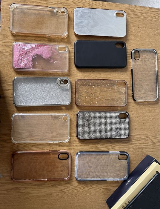 Продавам IPhone XR