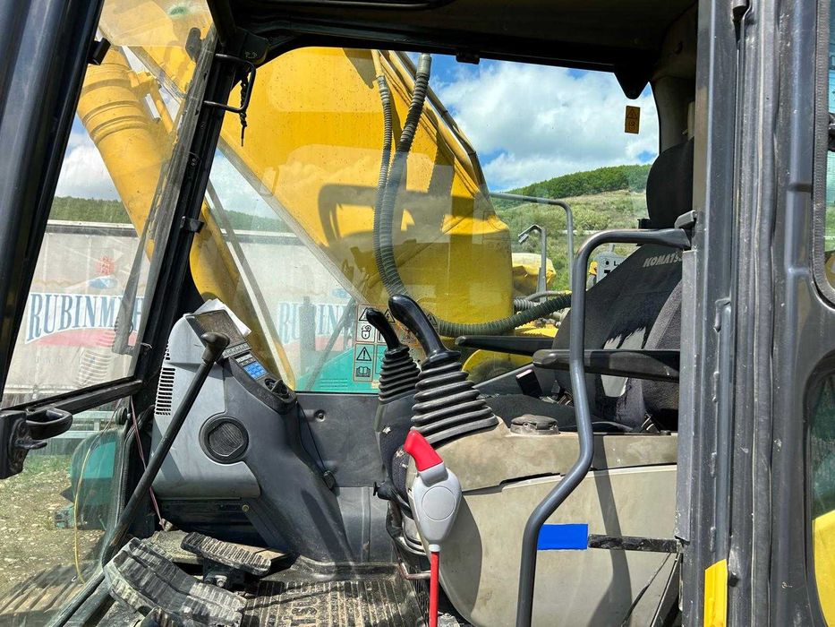 Komatsu PC 240LC-8