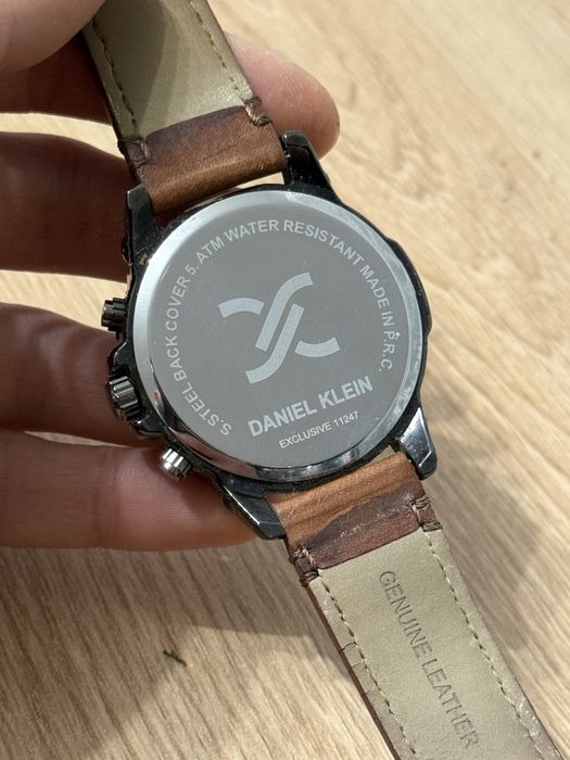 Мъжки часовници Swiss Military и Daniel Klein