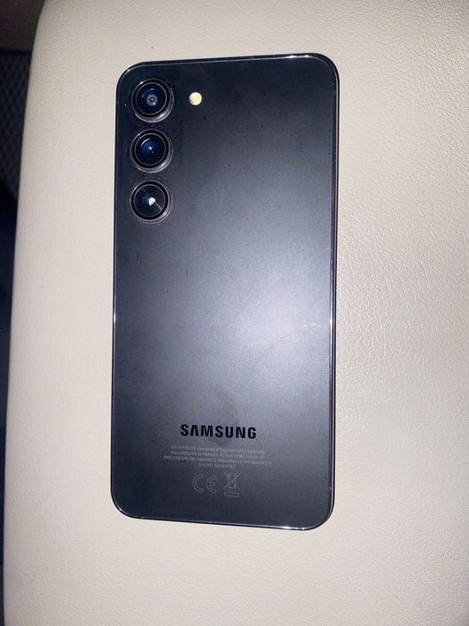 Продам Samsung S23