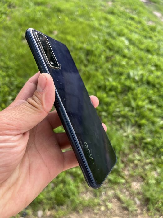 Vivo y 12s 64 GB