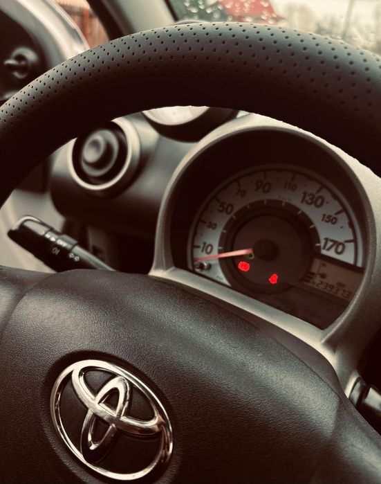 Toyota Aygo 1.0 – Îmbunătățiri + Cameră Marșarier
