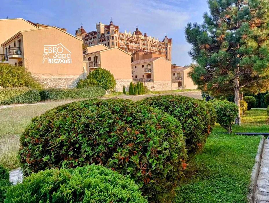 Двустаен, обзаведен апартамент за продажба в к-с Елените