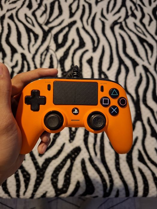 Nacon PS4 контролер