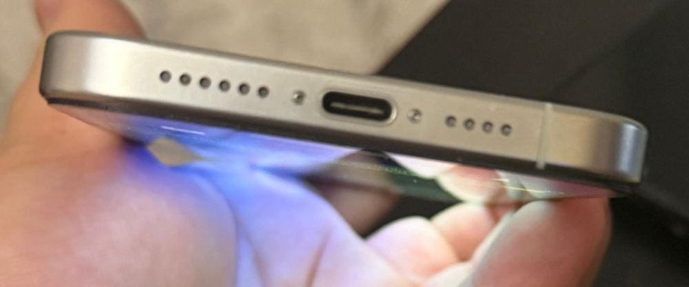 Обменяю iPhone 15 Pro Max 256 GB