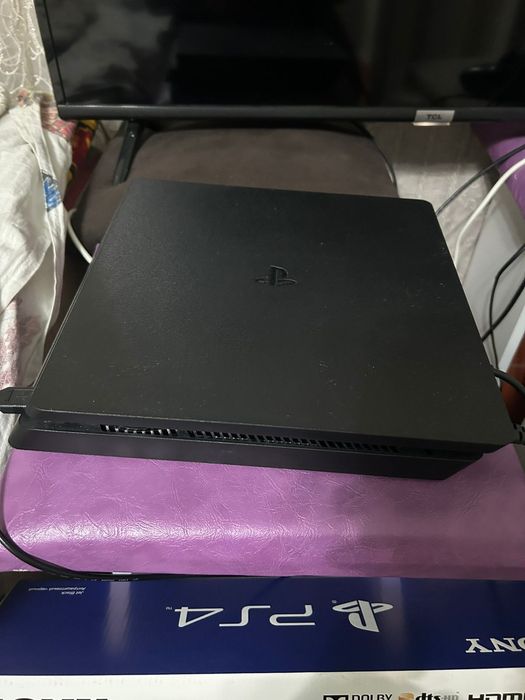 Продам новый пс 4 слим