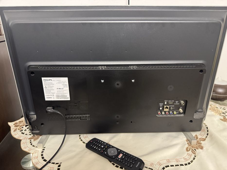 Smart TV Philips diagonala 80