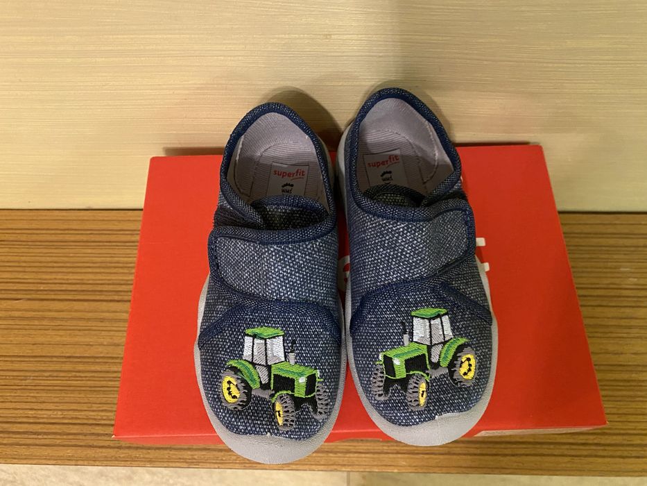 Нови пантофи Superfit