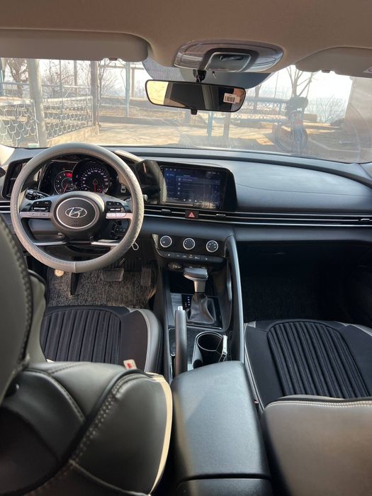 Hyudai Elantra 2021