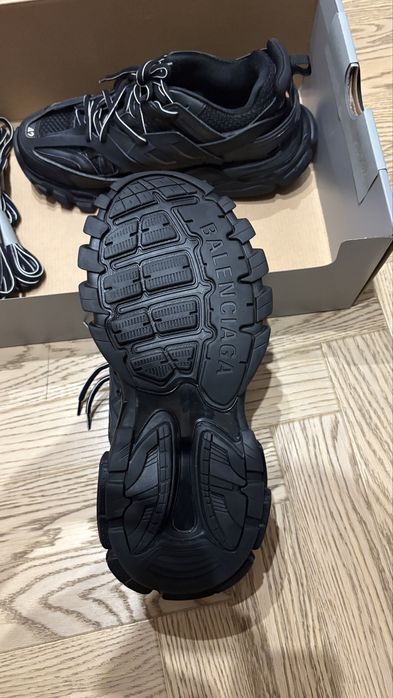 Balenciaga Track (оригинал)