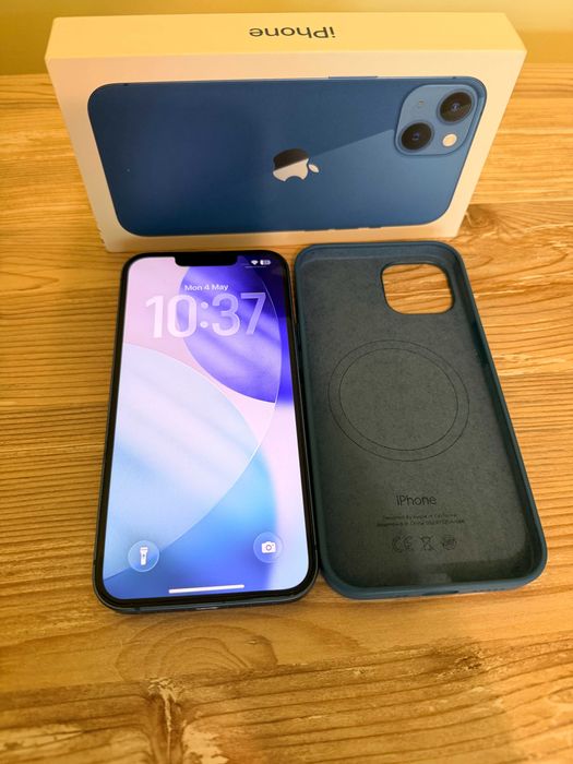 iPhone 13 256GB Blue Impecabil + 2 Încărcătoare Originale + Husă