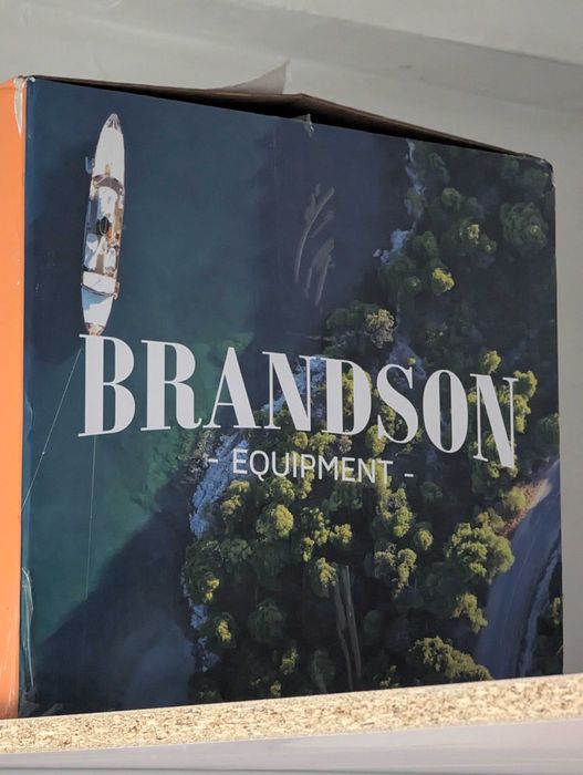Хладилник с компресор за кола Brandson 30l