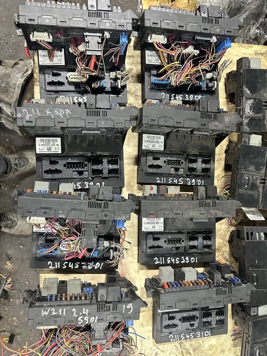 W211 SAM блок модульный контроллер авторазбор бу запчасть мерседес