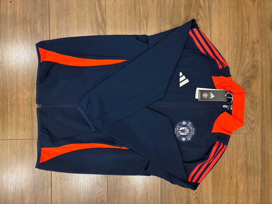 Нови оригинални екипи и горнища на Манчестър Юнайтед