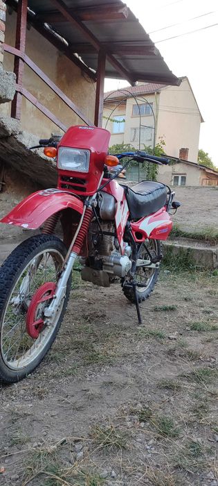 Продавам Кросов Мотор 4t 125cc може и бартер за по мощен