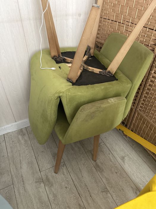 Стулья для дачи 8 штук