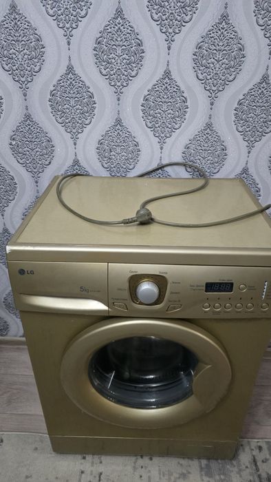 Машинка стиральная LG б/у