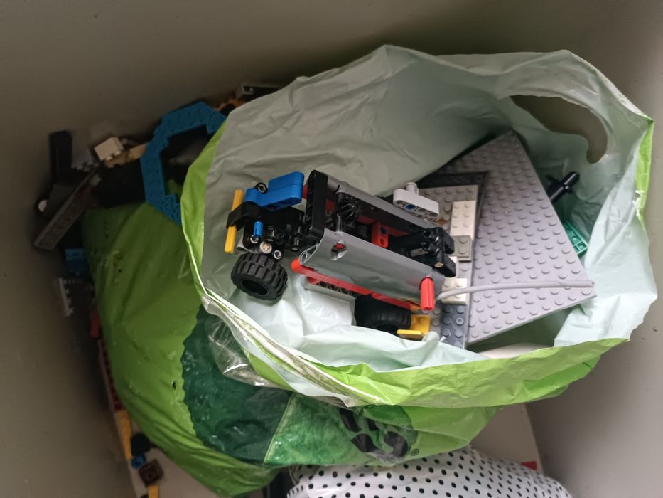Продам конструктор lego мелкий