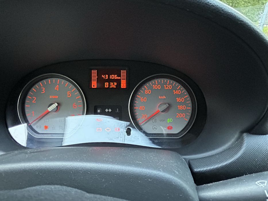 Logan MCV 2012 40000 km
