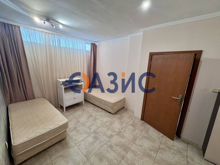 Продава се Тристаен апартамент в Несебър - 83 кв.м за 860 €/кв.м - Снимка #12